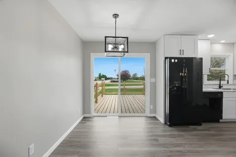 1 S Western Avenue New Hampton IA 50659