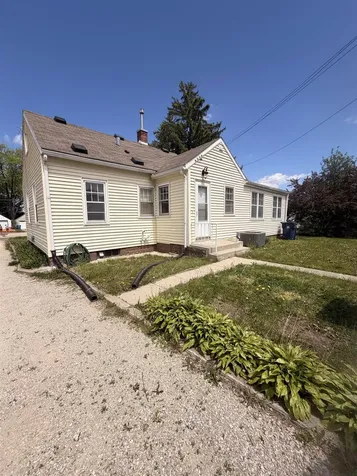 922 E Mitchell Avenue Waterloo IA 50702