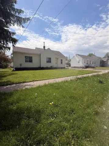 922 E Mitchell Avenue Waterloo IA 50702