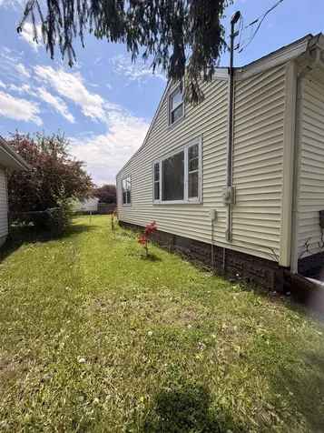 922 E Mitchell Avenue Waterloo IA 50702
