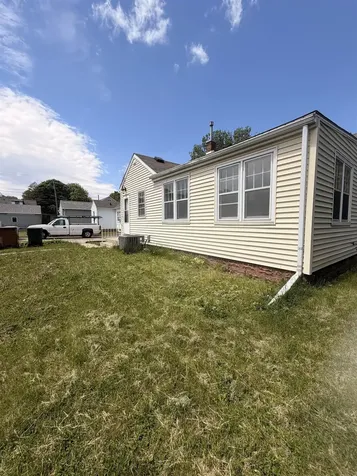 922 E Mitchell Avenue Waterloo IA 50702