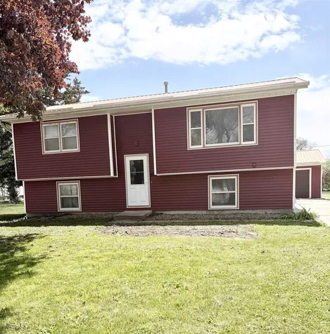 1570 Bowers Street Waterloo IA 50707