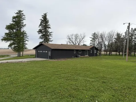 329 Wren Avenue Ackley IA 50601