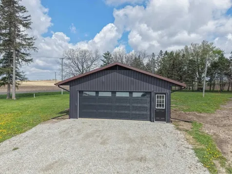 329 Wren Avenue Ackley IA 50601