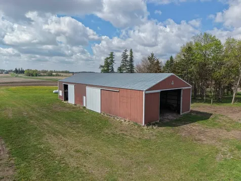329 Wren Avenue Ackley IA 50601