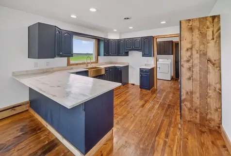 329 Wren Avenue Ackley IA 50601