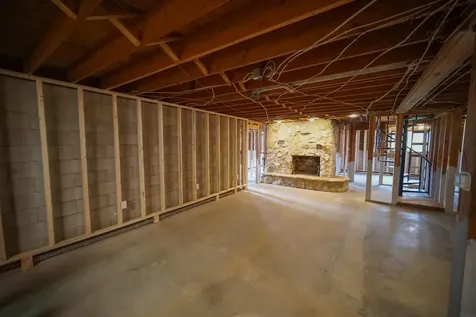 329 Wren Avenue Ackley IA 50601