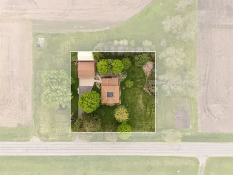 5736 Hammond Avenue Waterloo IA 50701