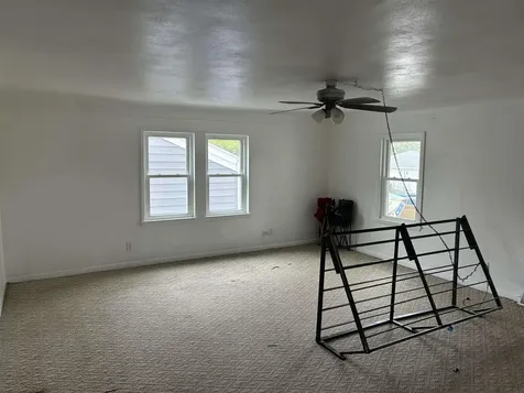 219 SE 6th Avenue Oelwein IA 50662