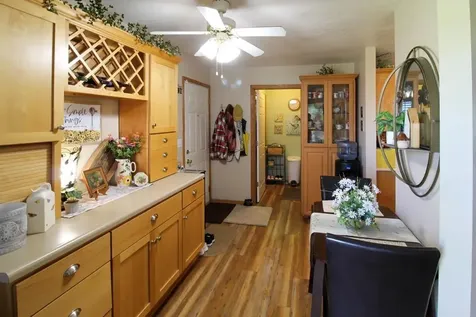 614 West Street Dysart IA 52224