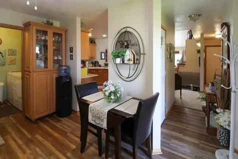 614 West Street Dysart IA 52224