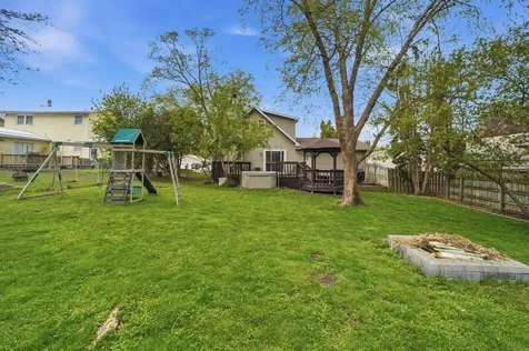 3932 Heritage Drive Cedar Falls IA 50613