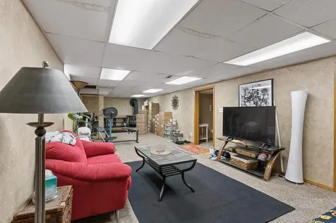 1215 W 1st Street Cedar Falls IA 50613