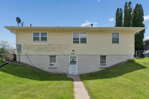 1215 W 1st Street Cedar Falls IA 50613