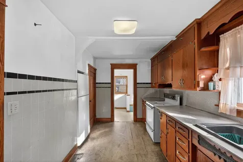 105 Taylor Street Traer IA 50675