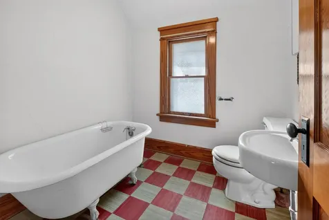 105 Taylor Street Traer IA 50675