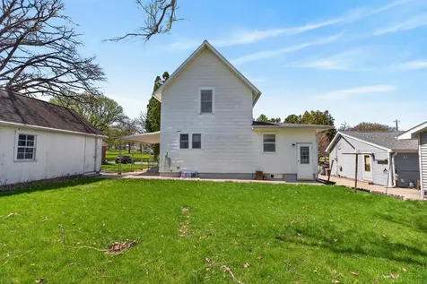 105 Taylor Street Traer IA 50675