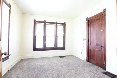 2122 Olive Street Cedar Falls IA 50613