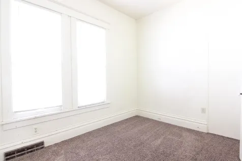 2122 Olive Street Cedar Falls IA 50613