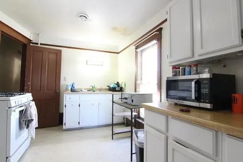 2122 Olive Street Cedar Falls IA 50613