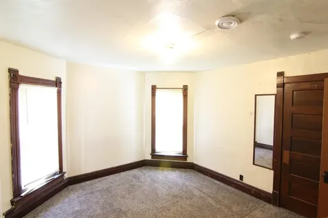 2122 Olive Street Cedar Falls IA 50613