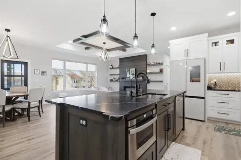 1803 Reese Road Cedar Falls IA 50613