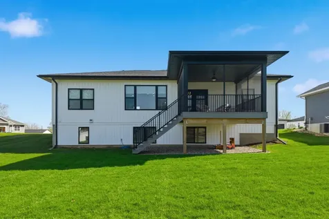 1803 Reese Road Cedar Falls IA 50613