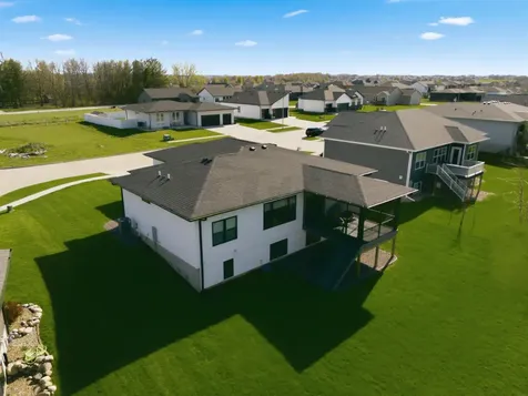1803 Reese Road Cedar Falls IA 50613