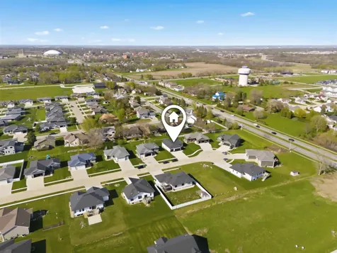 1803 Reese Road Cedar Falls IA 50613