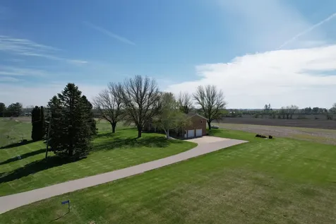 19906 Military Road Monticello IA 52310