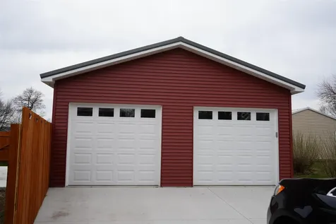 424 7th Street SW Oelwein IA 50662