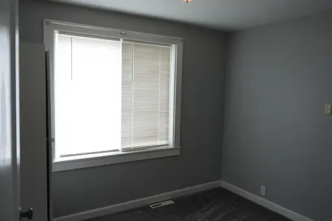 424 7th Street SW Oelwein IA 50662