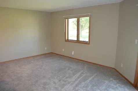 1401 SW 3rd Street Waverly IA 50677