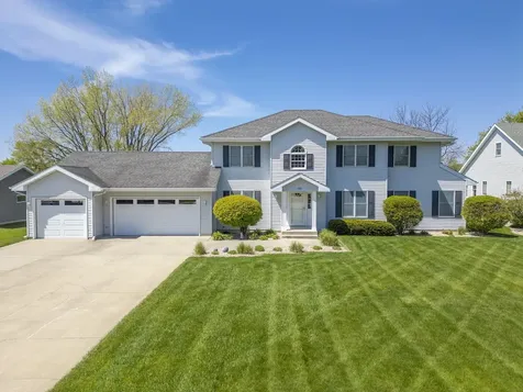 1530 S Kentucky Avenue Mason City IA 50401