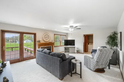 1530 S Kentucky Avenue Mason City IA 50401