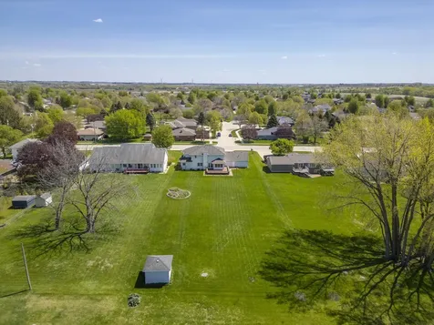 1530 S Kentucky Avenue Mason City IA 50401