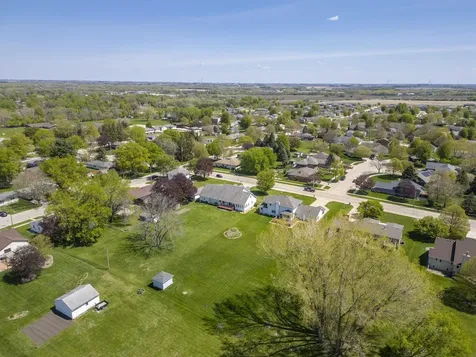 1530 S Kentucky Avenue Mason City IA 50401