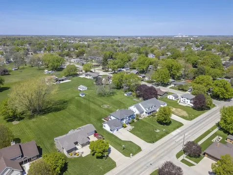 1530 S Kentucky Avenue Mason City IA 50401
