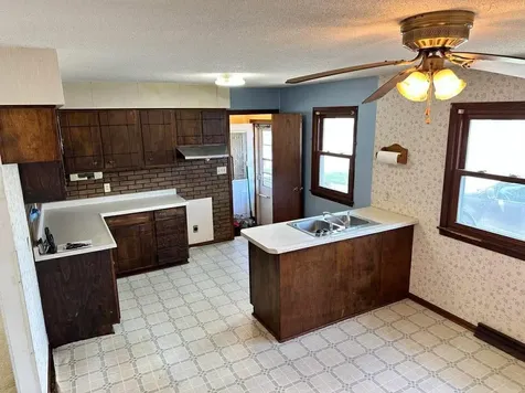 1100 18th Avenue Charles City IA 50616