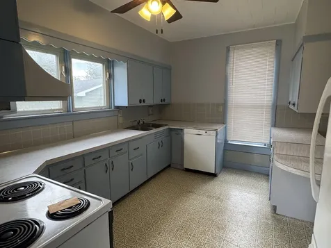 706 Allison Charles City IA 50616