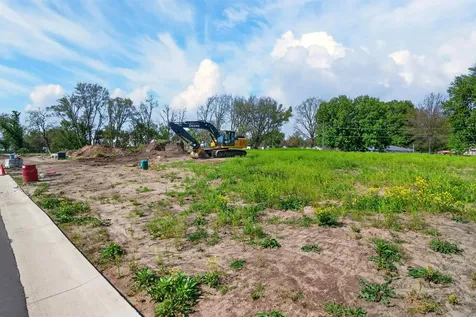 18 Lot Package Janesville IA 50647