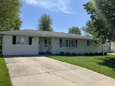 214 Auburn Street West Union IA 52175