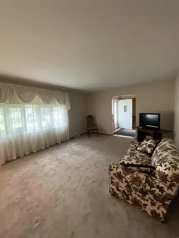 214 Auburn Street West Union IA 52175