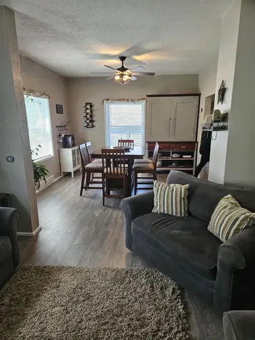 106 7th Avenue NW Oelwein IA 50662