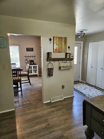 106 7th Avenue NW Oelwein IA 50662