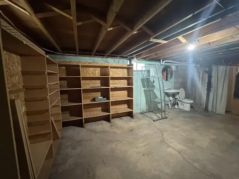 1908 Owen Street Charles City IA 50616