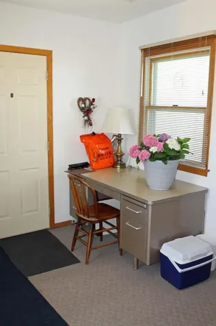 2229 Larrabee Avenue Waverly IA 50677