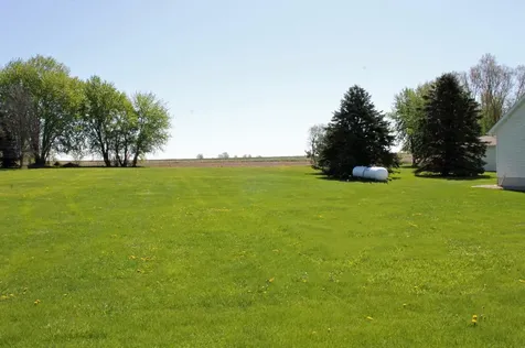 2229 Larrabee Avenue Waverly IA 50677