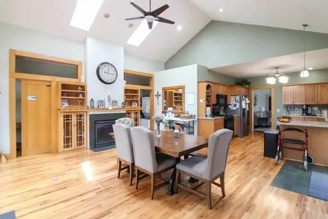 708 17th Avenue Eldora IA 50627