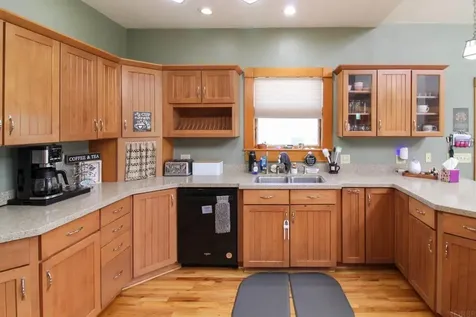 708 17th Avenue Eldora IA 50627